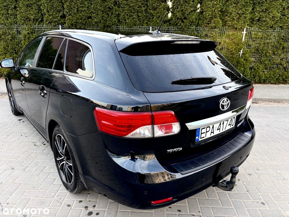 Toyota Avensis 2.0 D-4D Comfort - 9