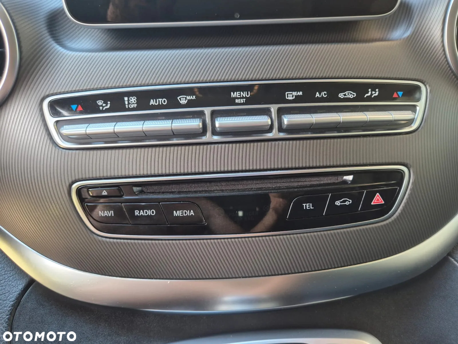 Mercedes-Benz Klasa V 220 CDI Avantgarde 7G-Tronic (d³ugi) - 24
