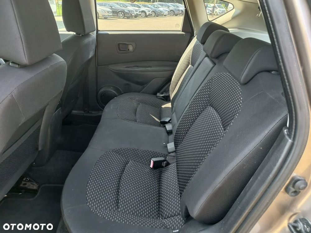 Nissan Qashqai - 11