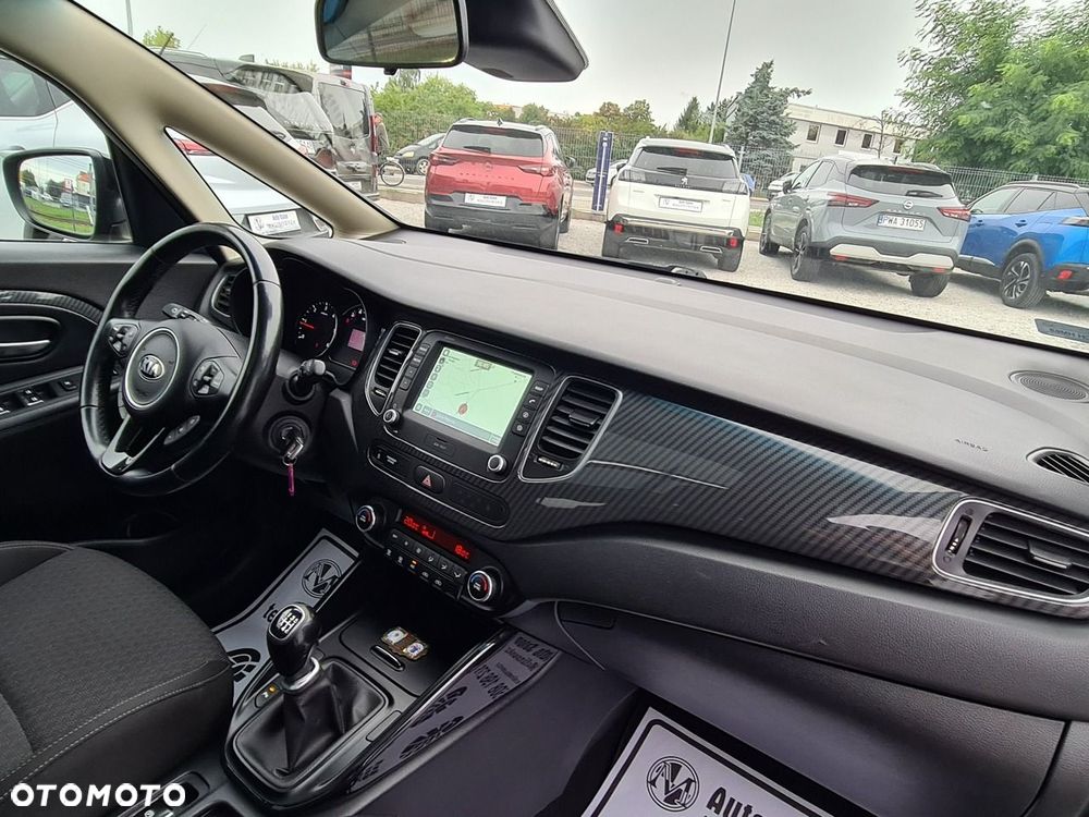 Kia Carens 1.7 CRDi L 7os - 31
