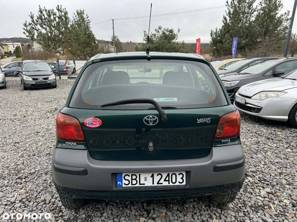 Toyota Yaris 1.0 Luna - 9