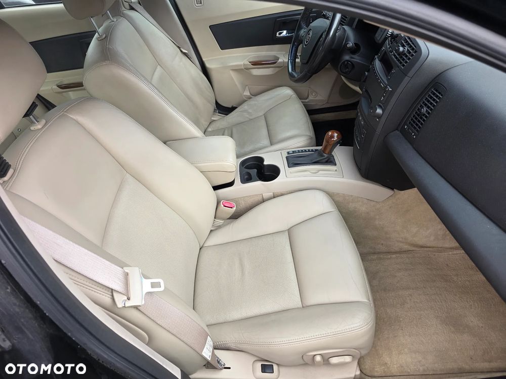 Cadillac CTS - 8