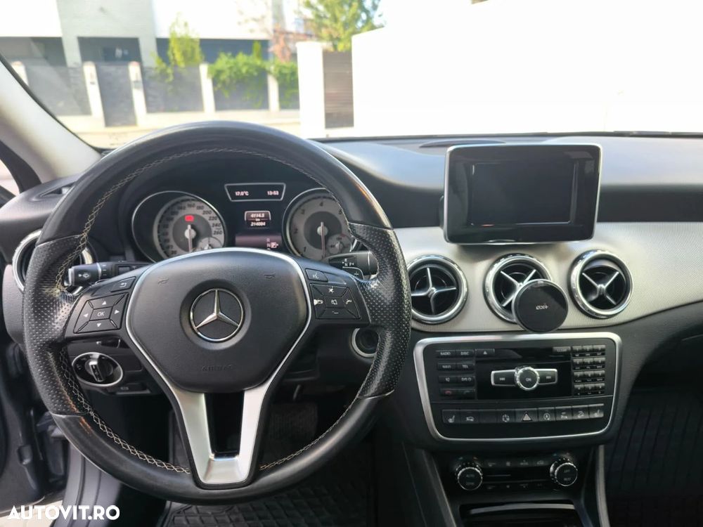 Mercedes-Benz GLA 220 CDI 4MATIC Aut. - 9