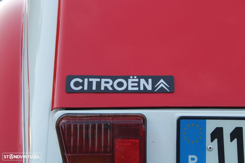 Citroën 2CV - 12