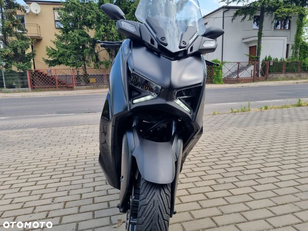 Yamaha X-max - 9