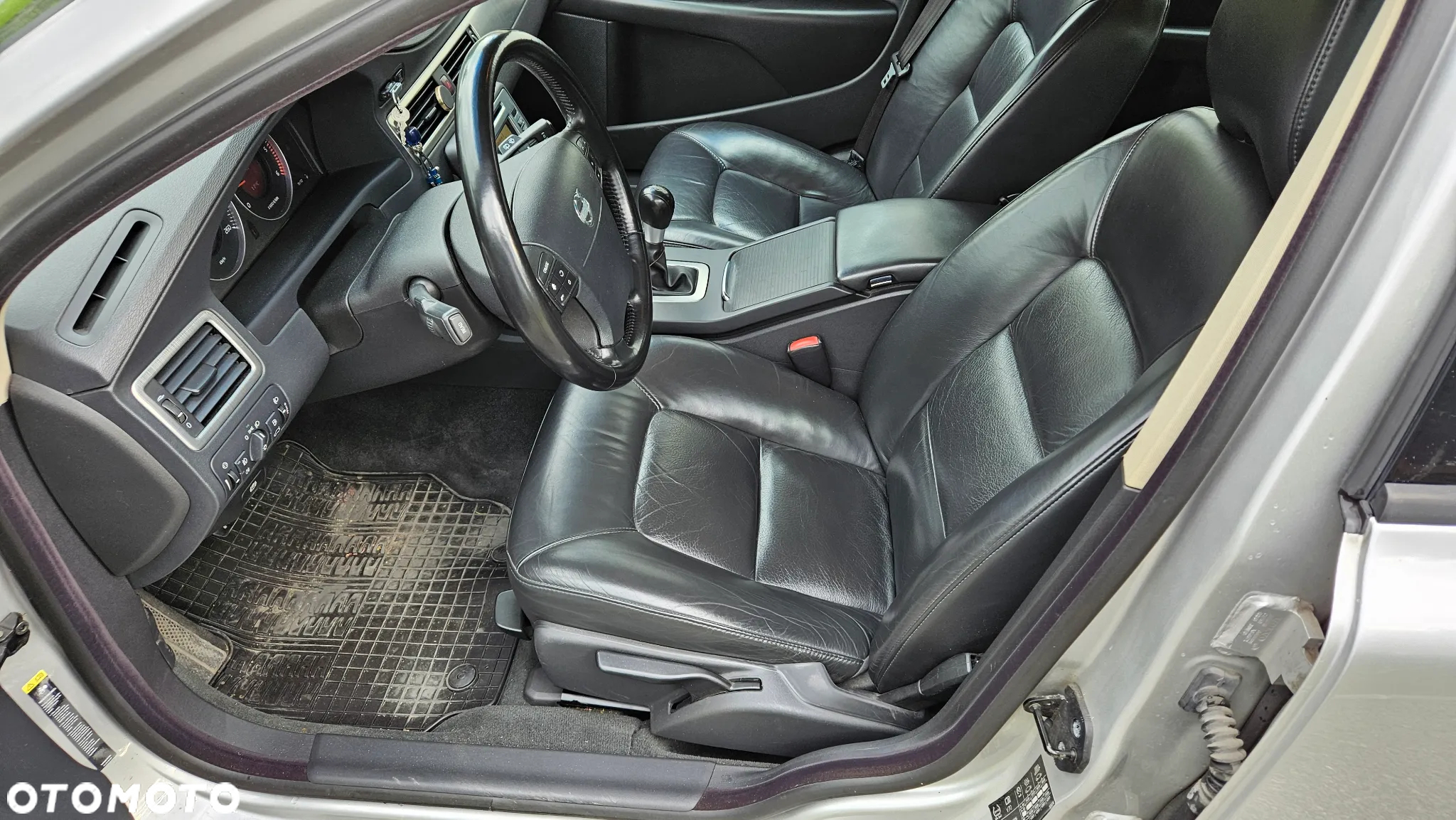 Volvo V70 2.0D Momentum - 8