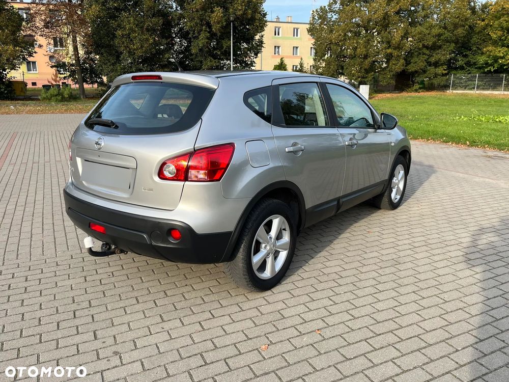 Nissan Qashqai - 4