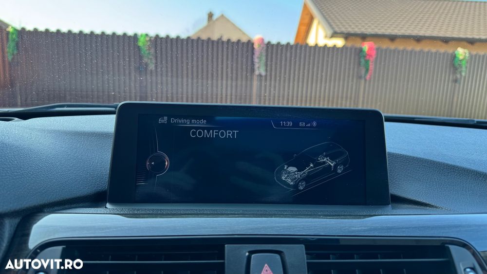 BMW Seria 3 320d Touring Aut. Modern Line - 22