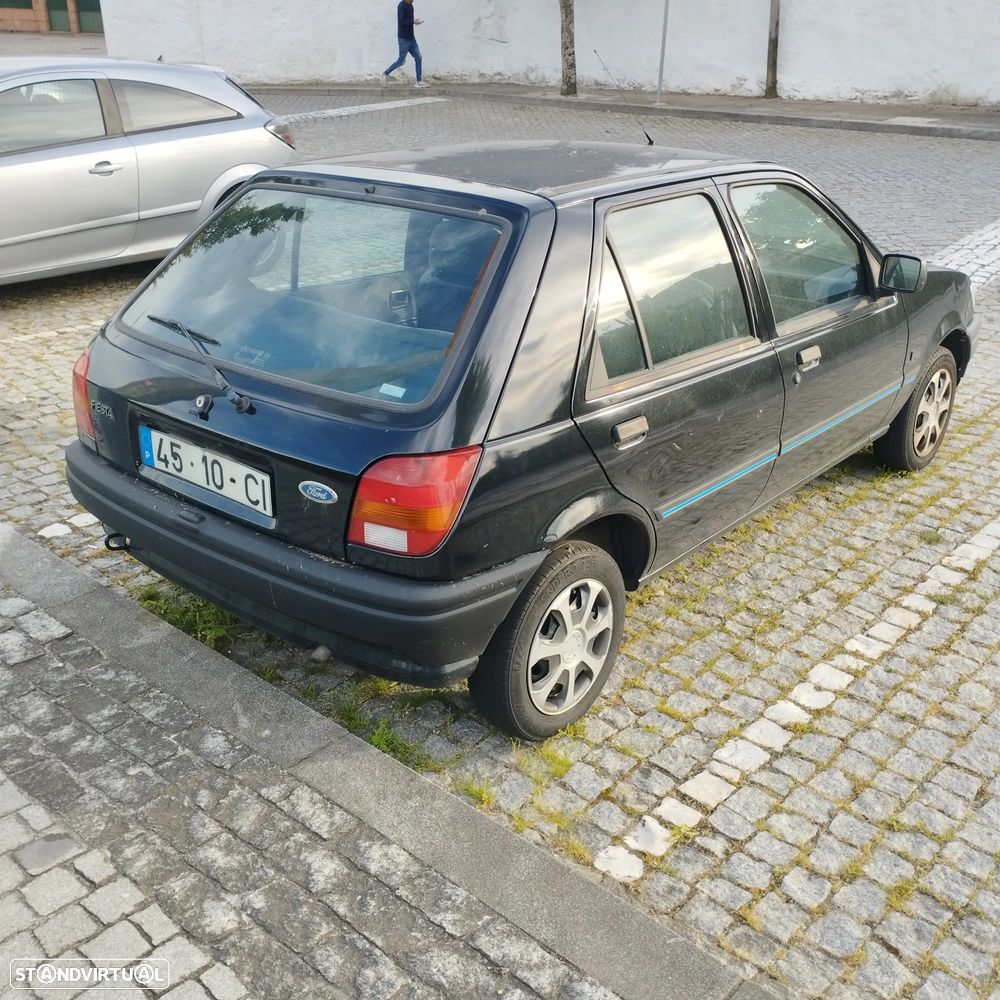 Ford Fiesta 1.1i Navy - 3