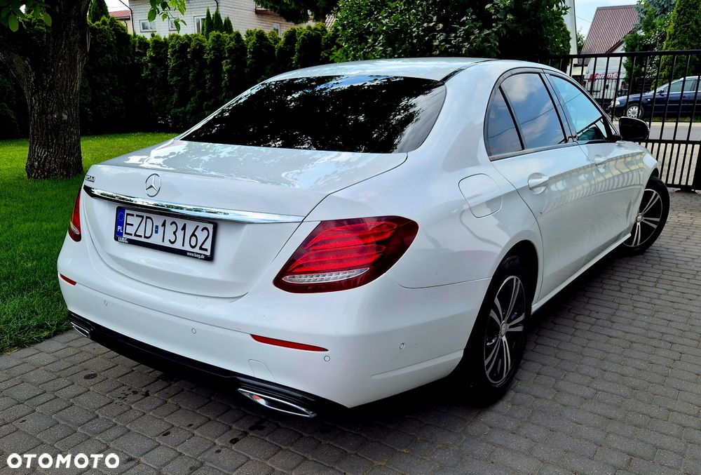 Mercedes-Benz Klasa E - 20