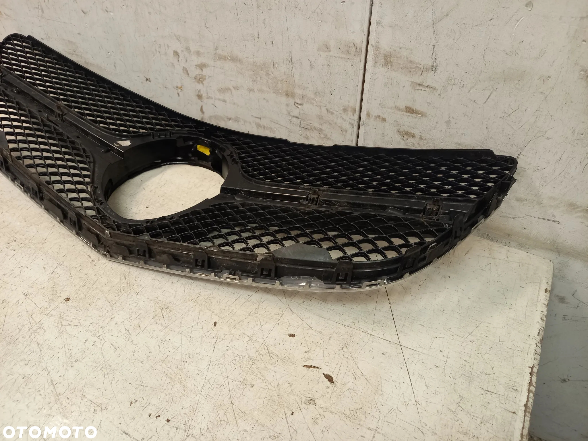 Mercedes A W 207 lift E klasa coupe AMG grill atrapa - 6