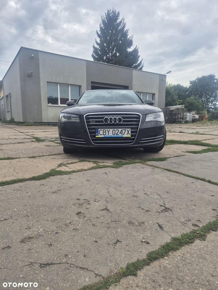 Audi A8 - 2