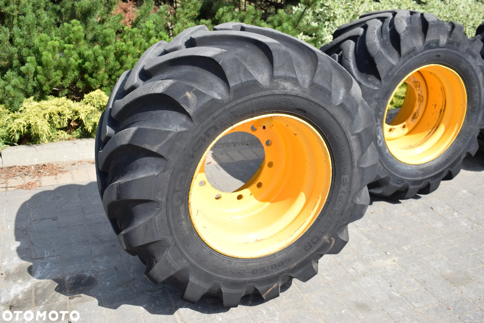 Koła R22.5 Nokian 600/50- 22.5 do koparki opony balony 24 płótna - 15