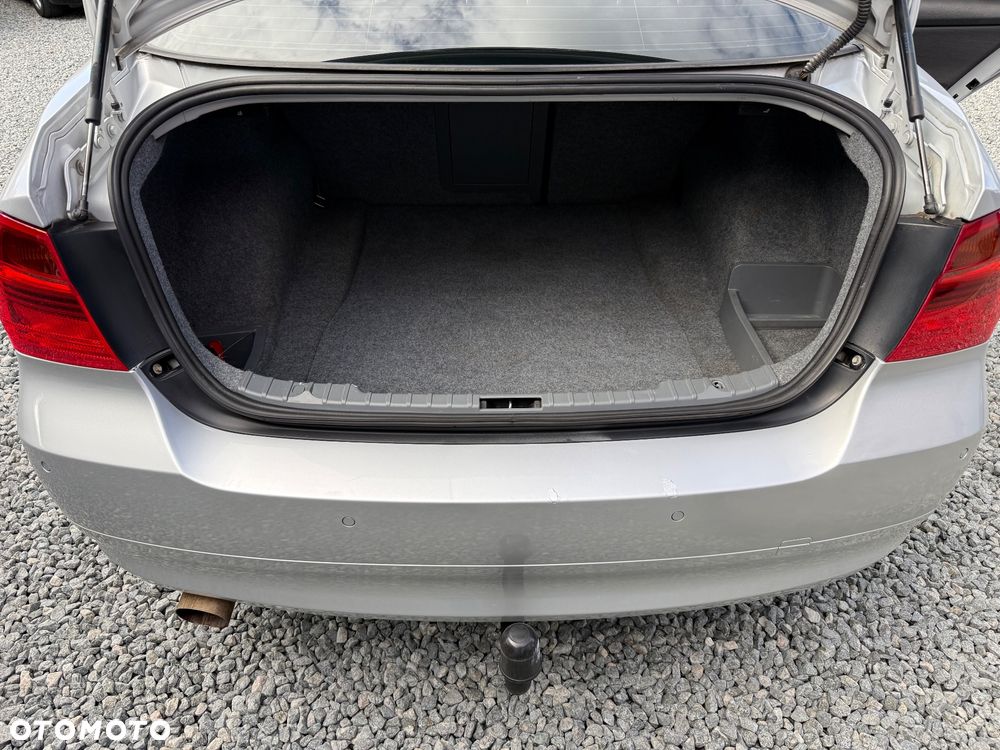 BMW Seria 3 - 23