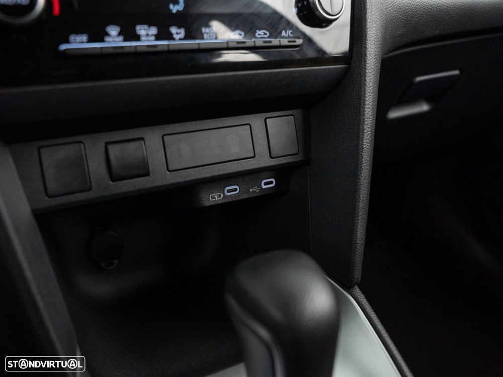 Toyota Yaris Cross 1.5 HDF Comfort Plus - 24