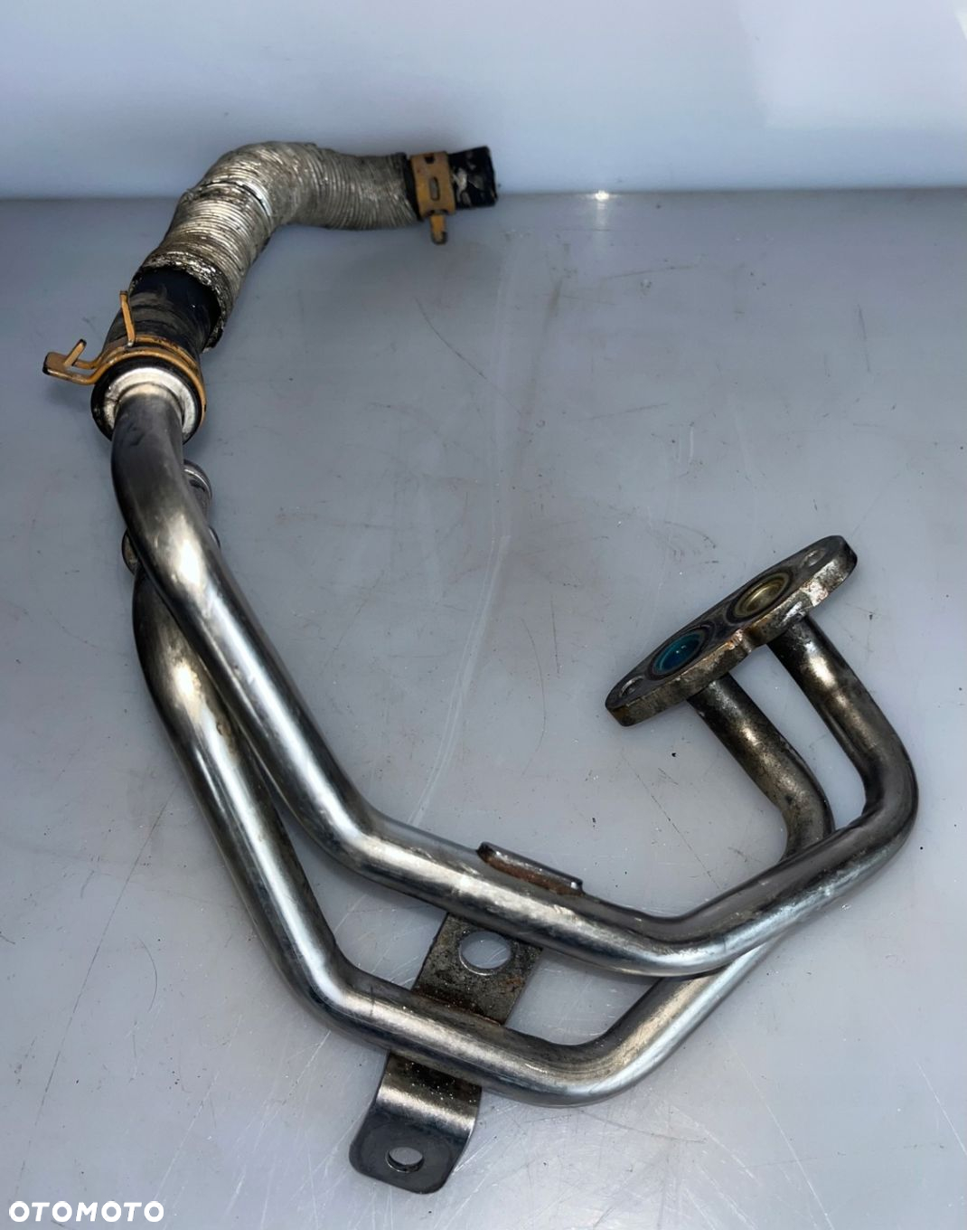 Rurka oleju turbiny smarująca Opel Movano III 2.3 DCI 984402 - 2