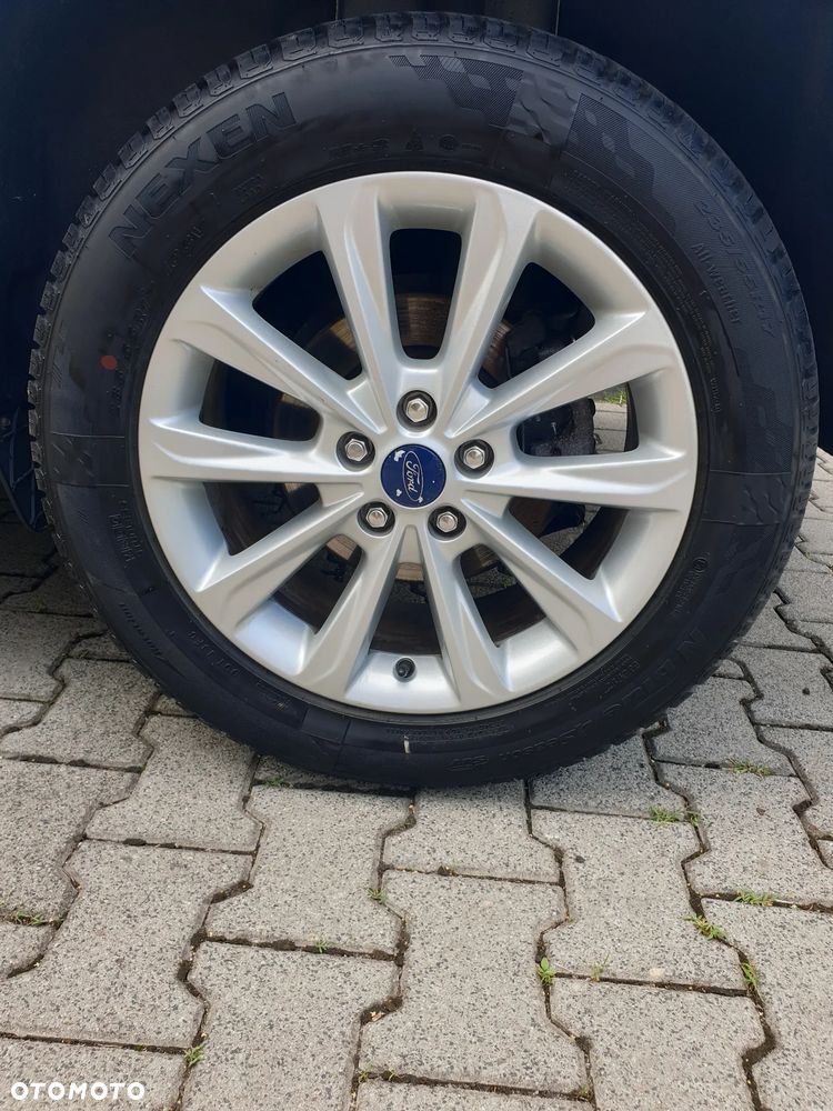 Ford Kuga 2.0 TDCi 4x4 Titanium - 40