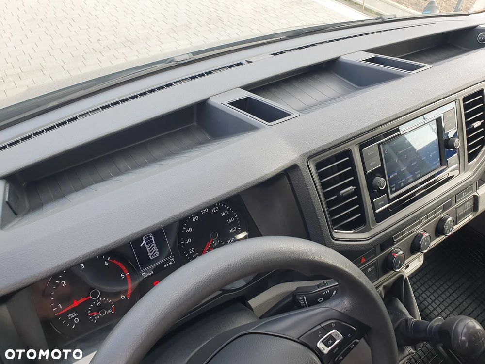 Volkswagen Crafter - 25