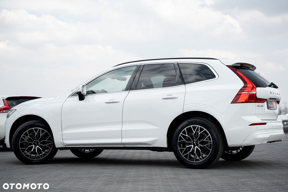 Volvo XC 60 B4 D Geartronic Momentum Pro - 14