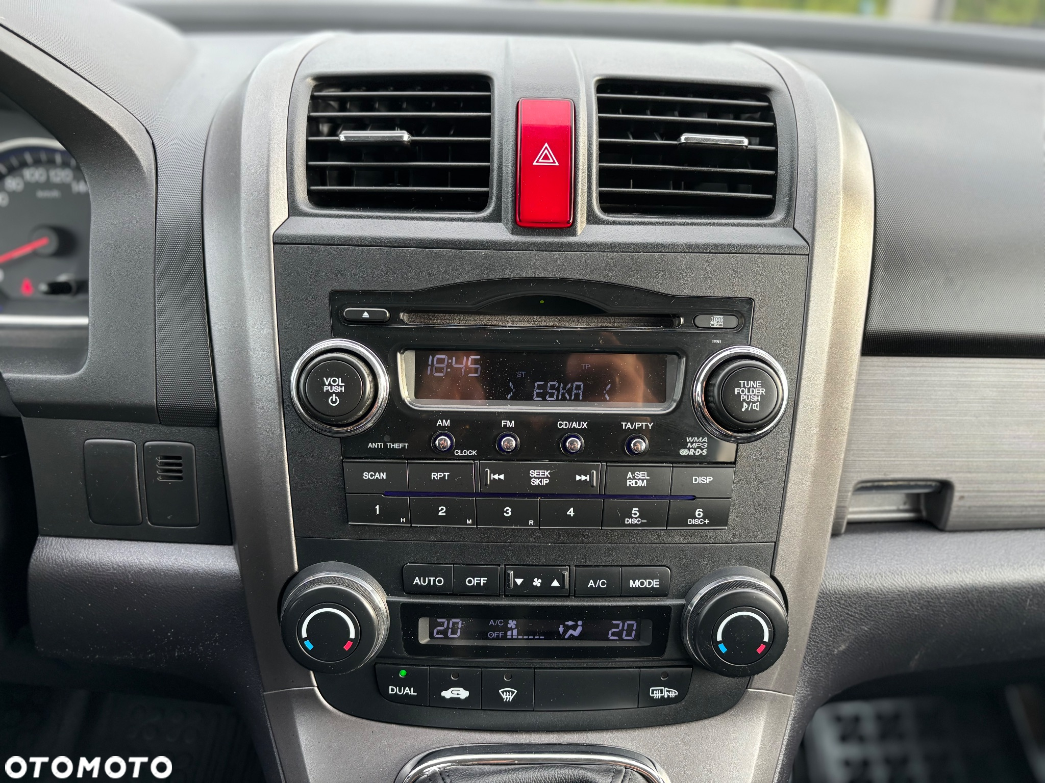 Honda CR-V - 13