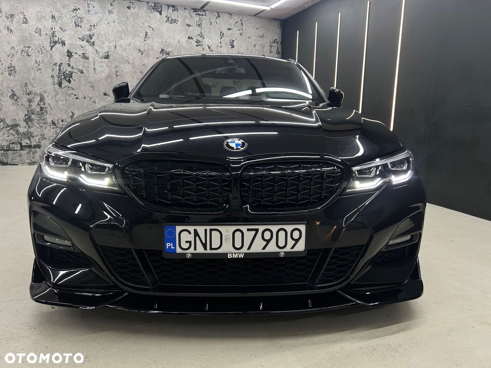 BMW Seria 3 330i M Sport - 2
