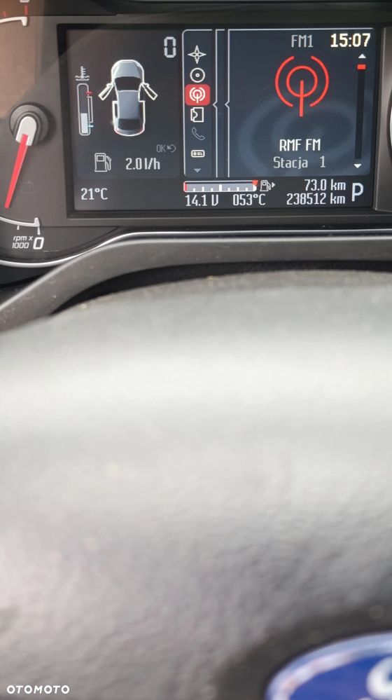 Ford S-Max - 10