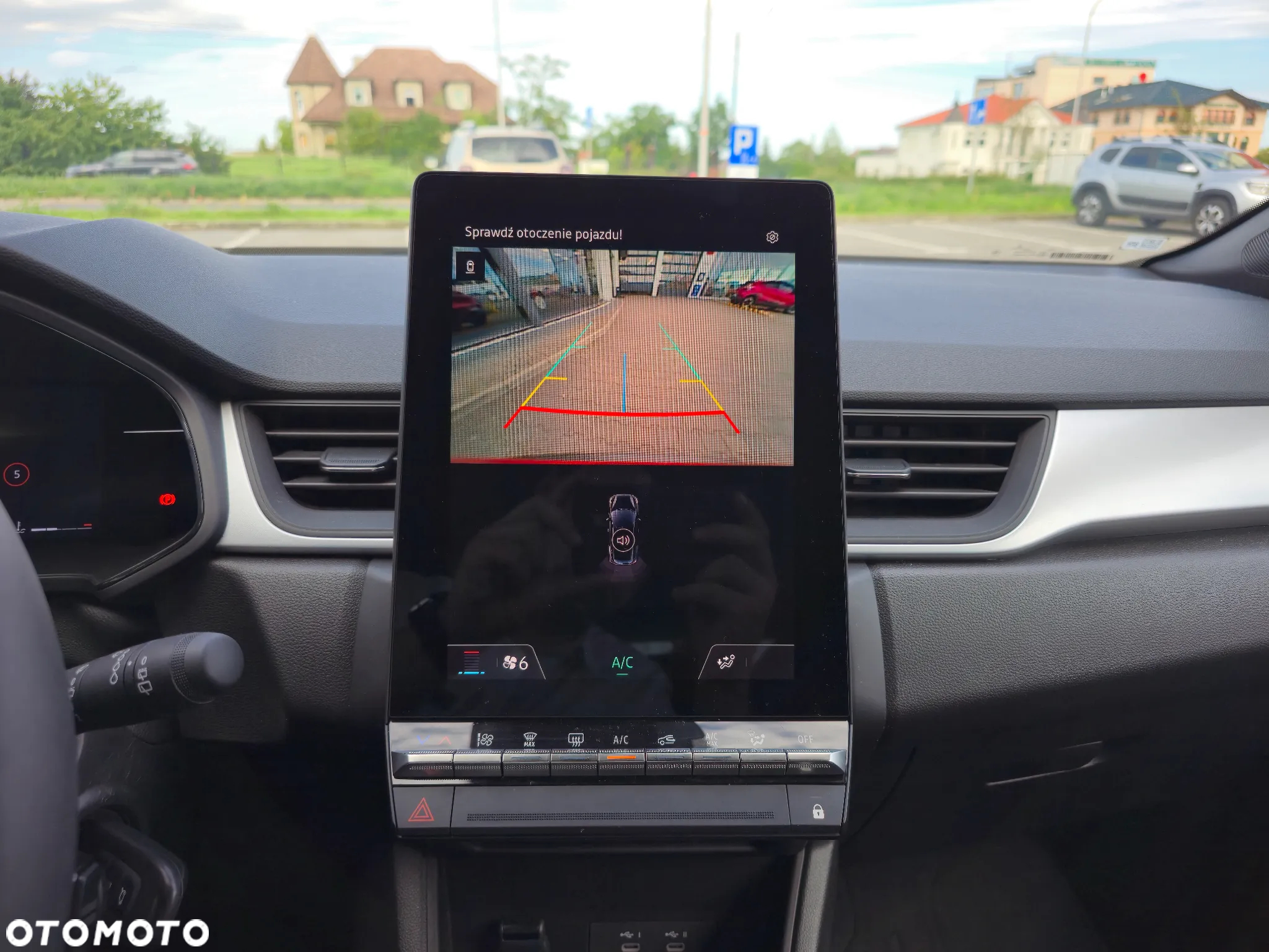 Renault Captur - 12