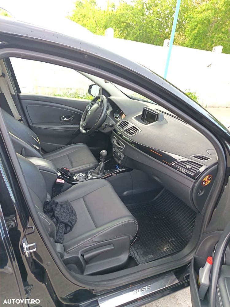 Renault Megane ENERGY dCi 130 Start & Stop Bose Edition - 4