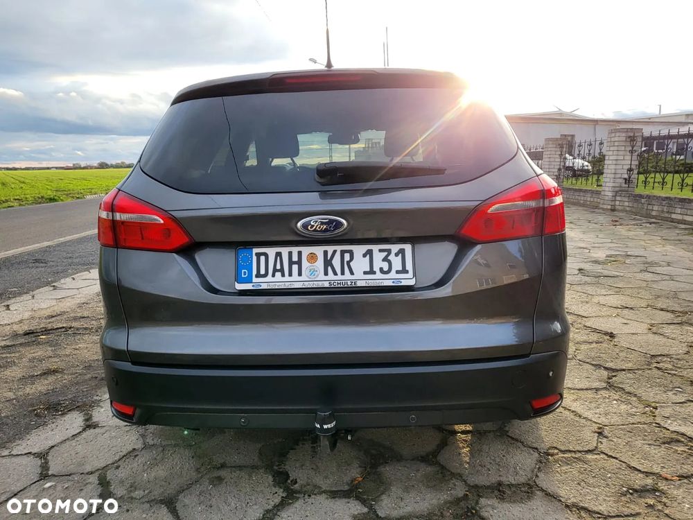 Ford Focus Turnier 1.0 EcoBoost Start-Stopp-System Titanium - 31