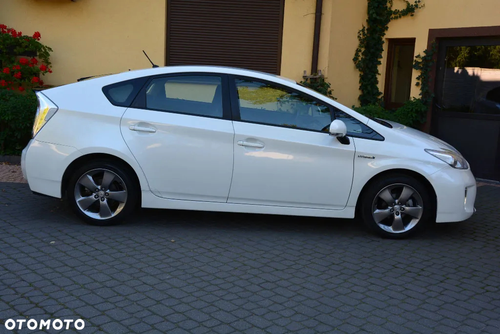 Toyota Prius (Hybrid) Comfort - 20