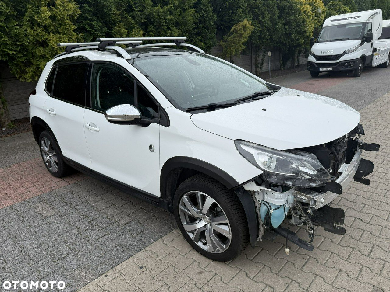 Peugeot 2008 - 10