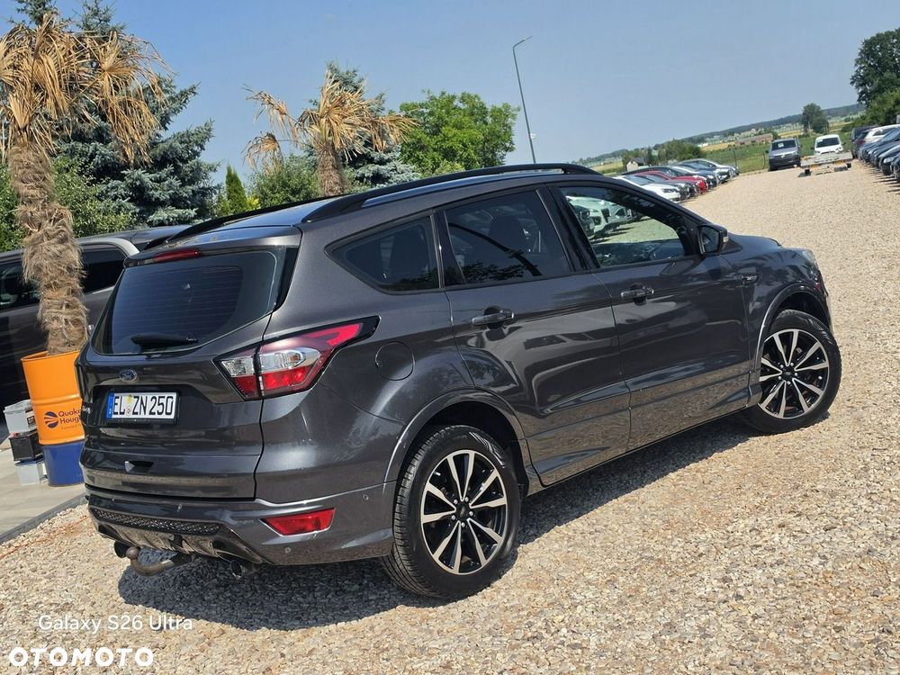 Ford Kuga 1.5 EcoBoost 2x4 ST-Line - 26