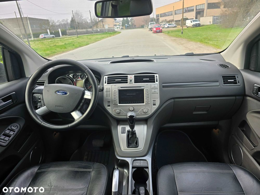 Ford Kuga - 6