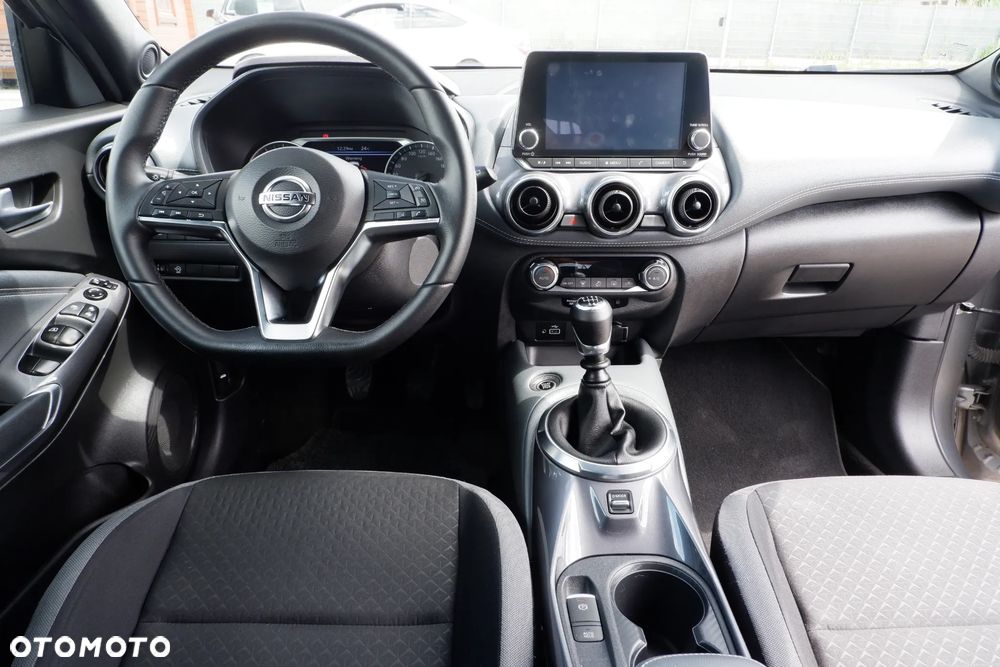 Nissan Juke 1.0 DIG-T Kiiro - 14