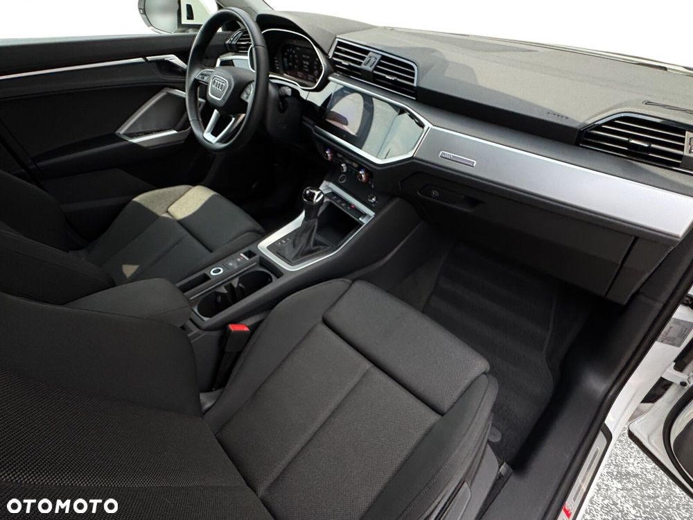 Audi Q3 35 TFSI mHEV S-Line S tronic - 12
