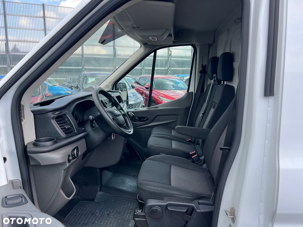 Ford Transit - 21