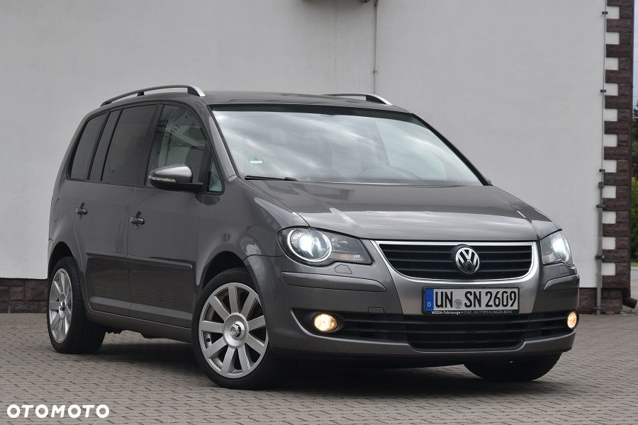 Volkswagen Touran 2.0 TDI DPF BlueMotion Technology Comfortline - 5