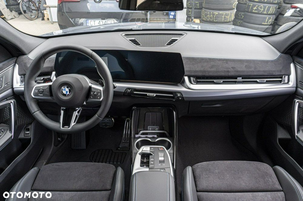 BMW X2 - 15