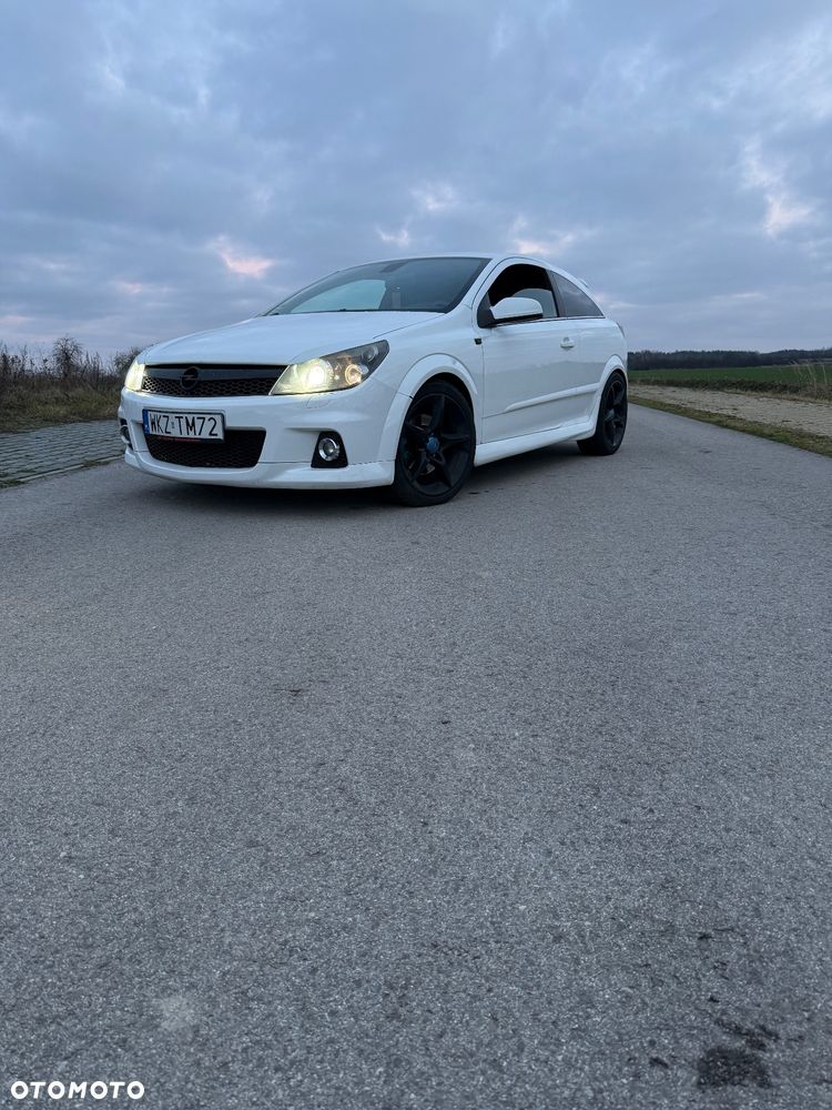 Opel Astra 2.0 Turbo Cosmo - 7