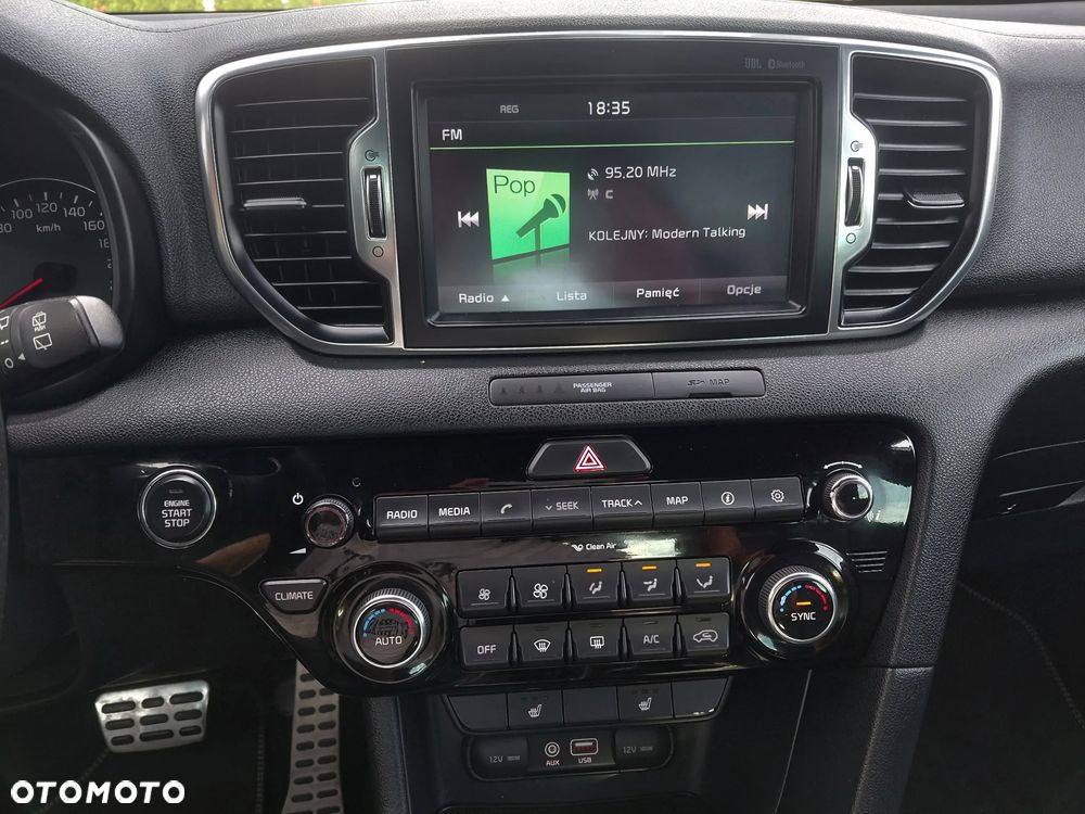 Kia Sportage 2,0 CRDI AWD GT Line - 32