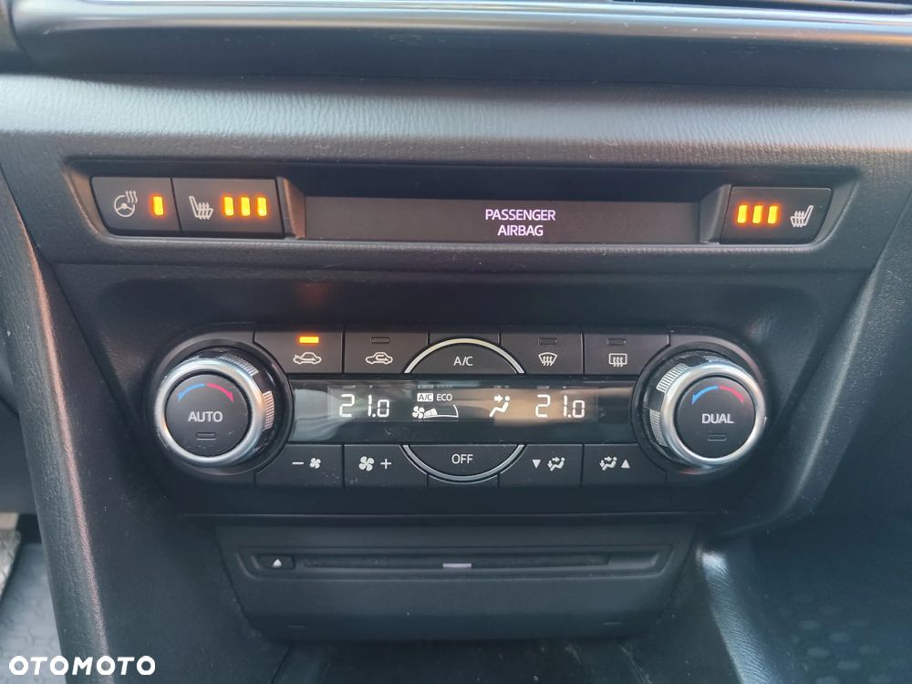 Mazda 3 SKYACTIV-G 120 Signature+ - 21