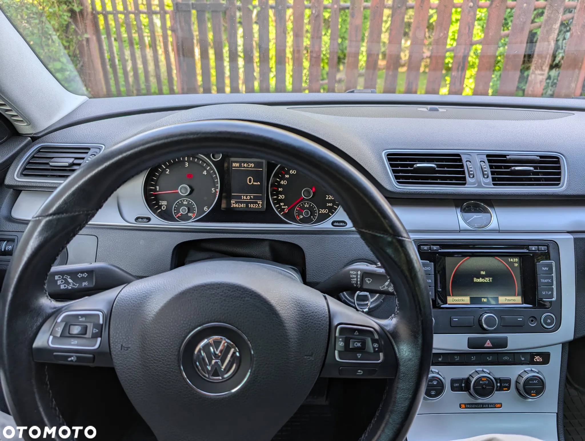 Volkswagen Passat Variant 1.6 TDI BlueMotion - 14