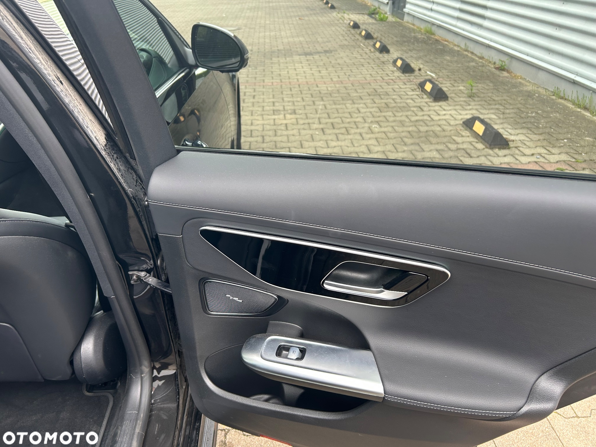 Mercedes-Benz Klasa C 300 4MATIC 9G-TRONIC - 16