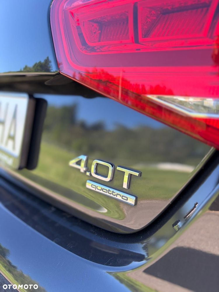 Audi A8 4.0 TFSI L Quattro - 38