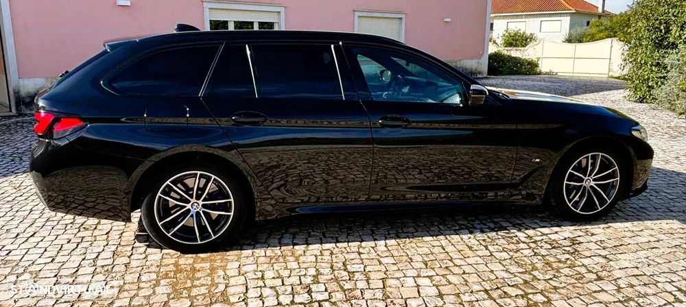 BMW 530 e Pack Desportivo M - 5