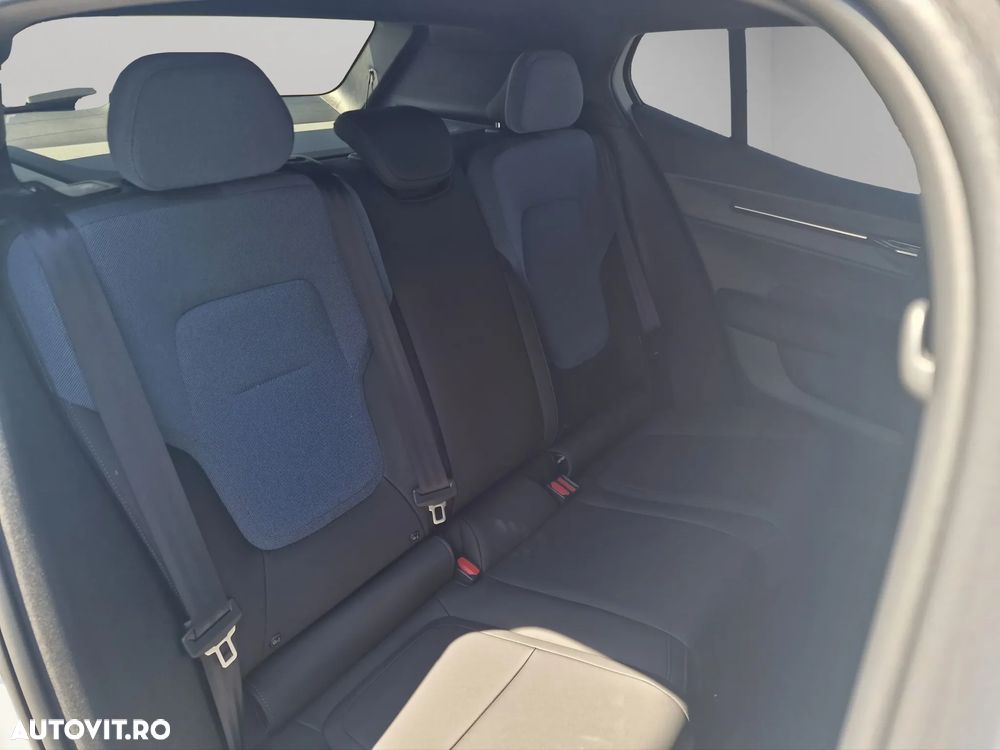 Volvo EX30 - 11