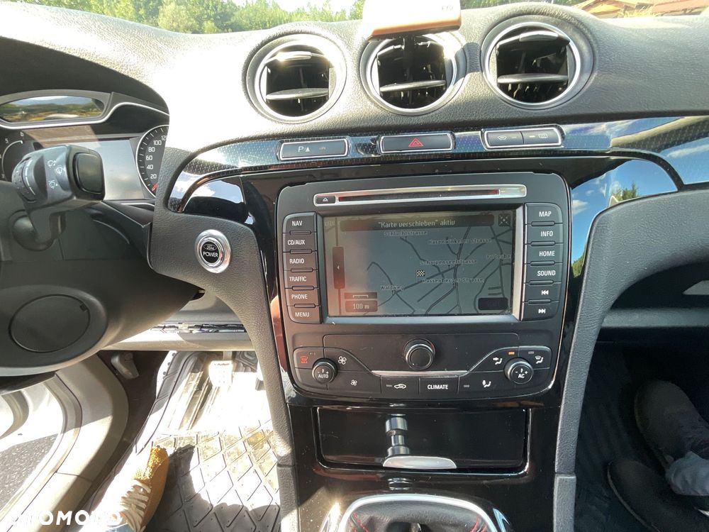 Ford S-Max 2.0 TDCi DPF Titanium - 17