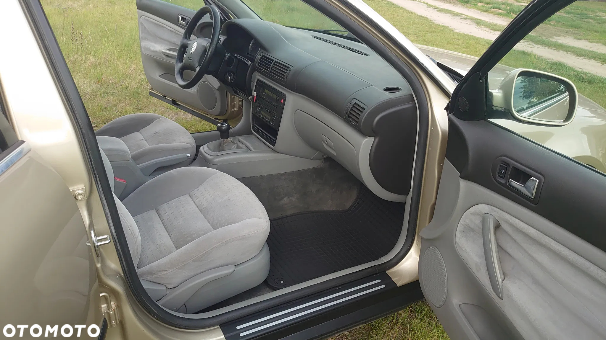Volkswagen Passat 1.8T - 9