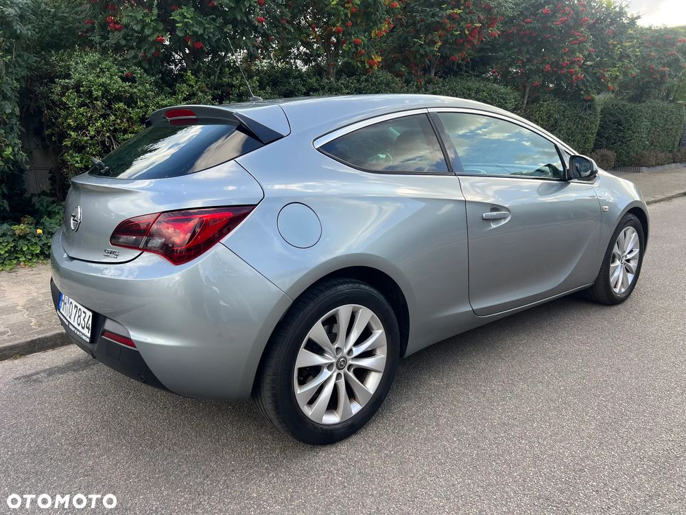 Opel Astra - 10