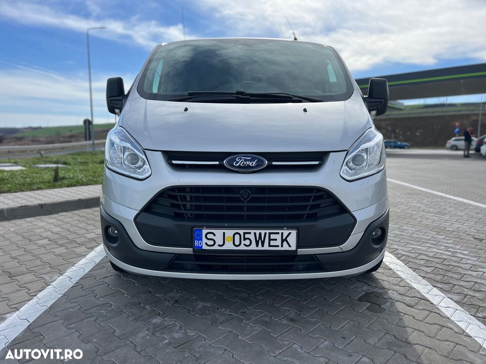 Ford TRANSIT CUSTOM - 4